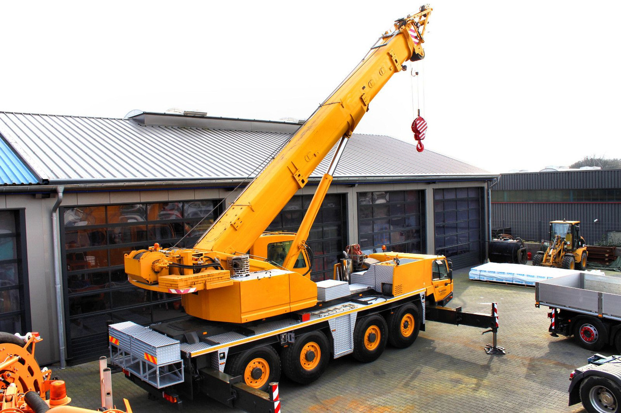 Faun Tadano FAUN ATF 90 G-4 8x6 Autokran + 20 tonnen - Camión grúa: foto 2 Faun Tadano FAUN ATF 90 G-4 8x6 Autokran + 20 tonnen - Camión grúa: foto 2