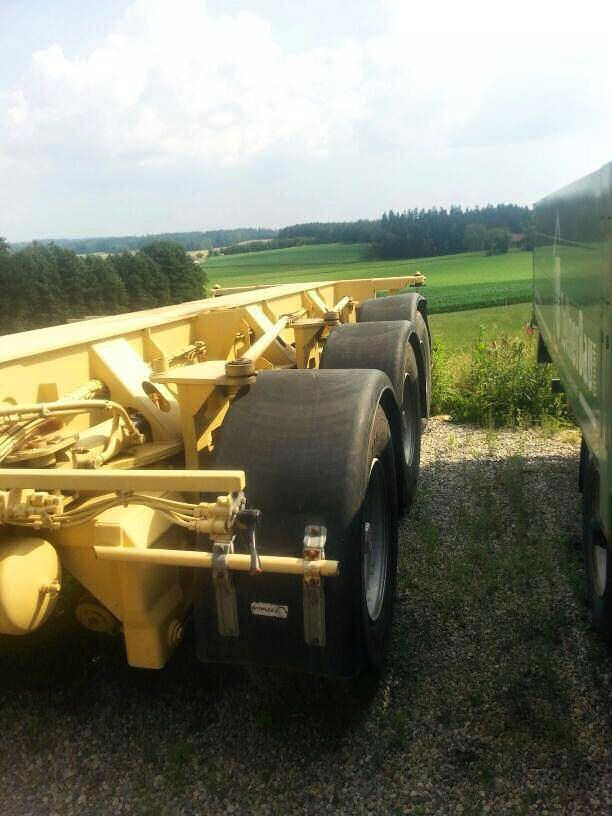 Goldhofer 3-Achs SPZ-DL3-38/80 Spezial 20,5meter + 3xLenk - Semirremolque portacontenedore/ Intercambiable: foto 4 Goldhofer 3-Achs SPZ-DL3-38/80 Spezial 20,5meter + 3xLenk - Semirremolque portacontenedore/ Intercambiable: foto 4