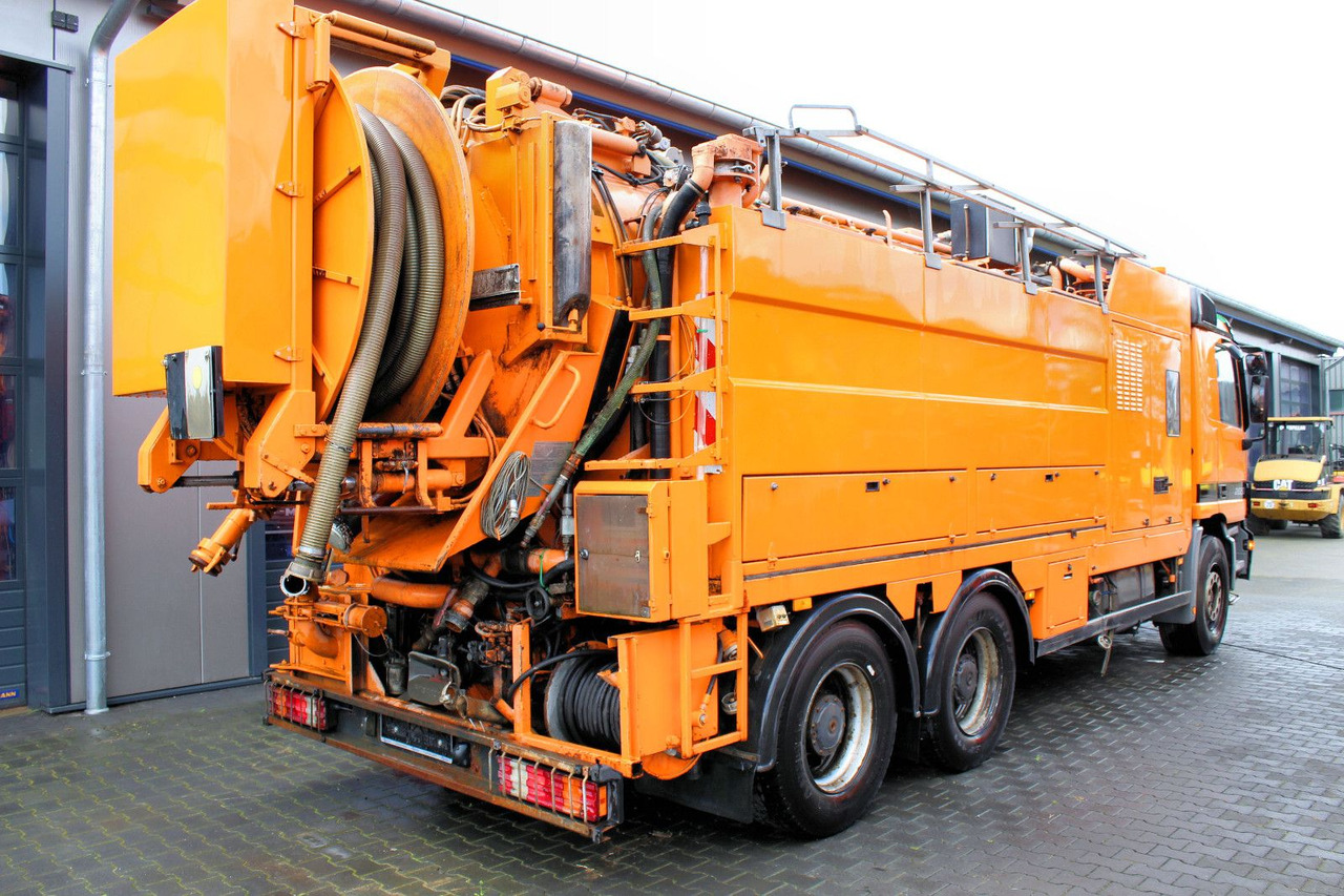 Mercedes-Benz Actros 2653 6x4 V8 Müller 16m³ Saug u.Spül-Kombi - Limpieza de alcantarillado: foto 4 Mercedes-Benz Actros 2653 6x4 V8 Müller 16m³ Saug u.Spül-Kombi - Limpieza de alcantarillado: foto 4