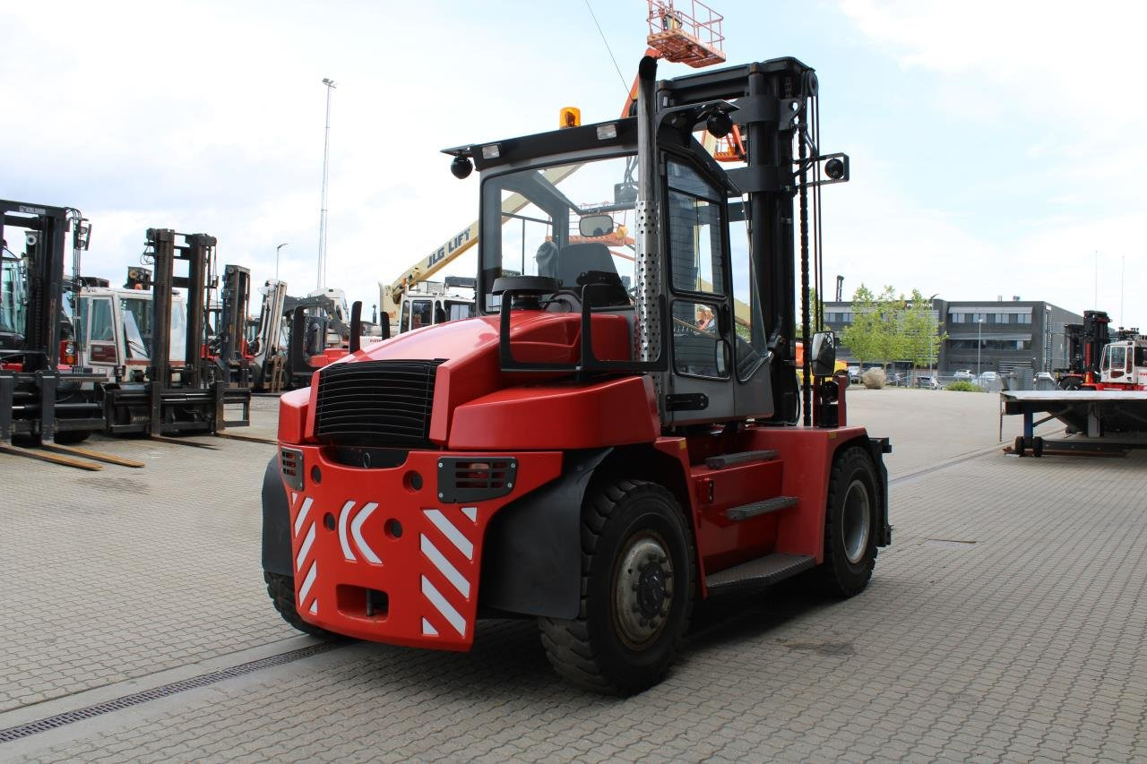 Kalmar DCE90-6 - Carretilla elevadora diésel: foto 3 Kalmar DCE90-6 - Carretilla elevadora diésel: foto 3