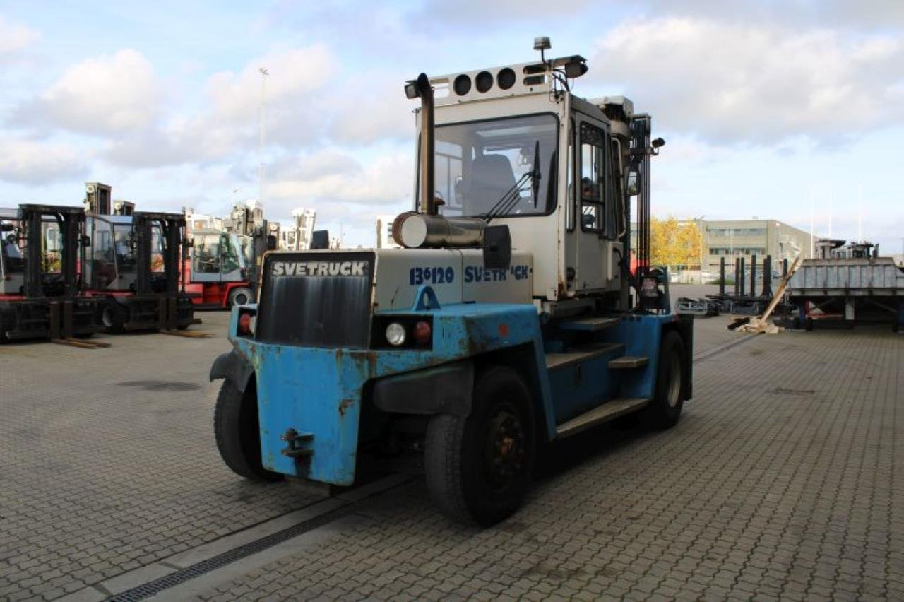 SveTruck 136120-35 - Carretilla elevadora diésel: foto 3 SveTruck 136120-35 - Carretilla elevadora diésel: foto 3