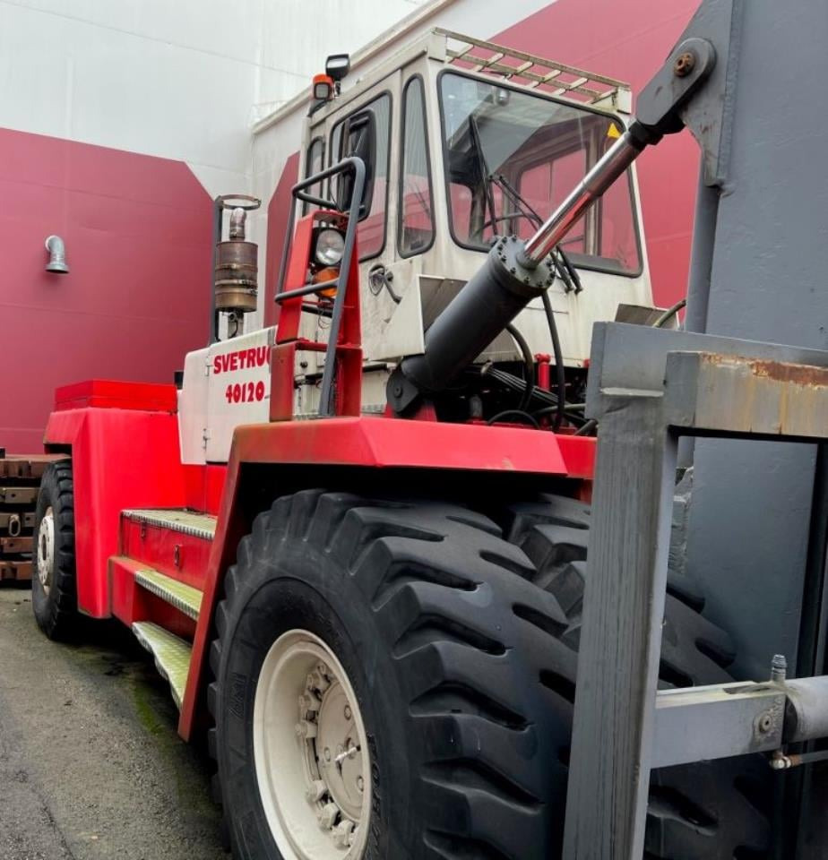 SveTruck 44120-52 - Carretilla elevadora diésel: foto 2 SveTruck 44120-52 - Carretilla elevadora diésel: foto 2