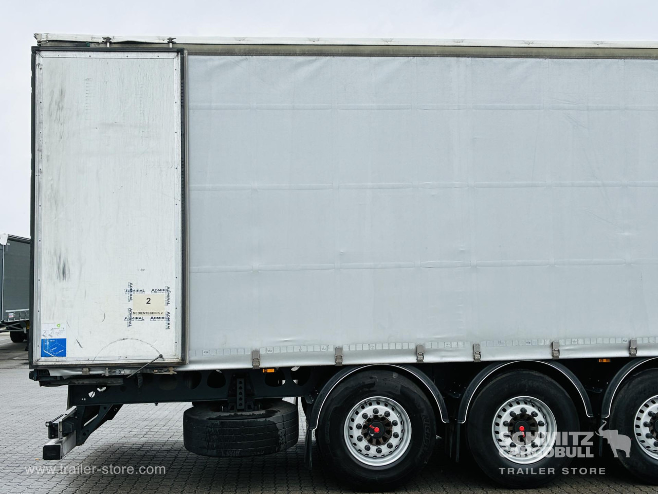 BERGER Auflieger Curtainsider Standard - Semirremolque lona: foto 3 BERGER Auflieger Curtainsider Standard - Semirremolque lona: foto 3