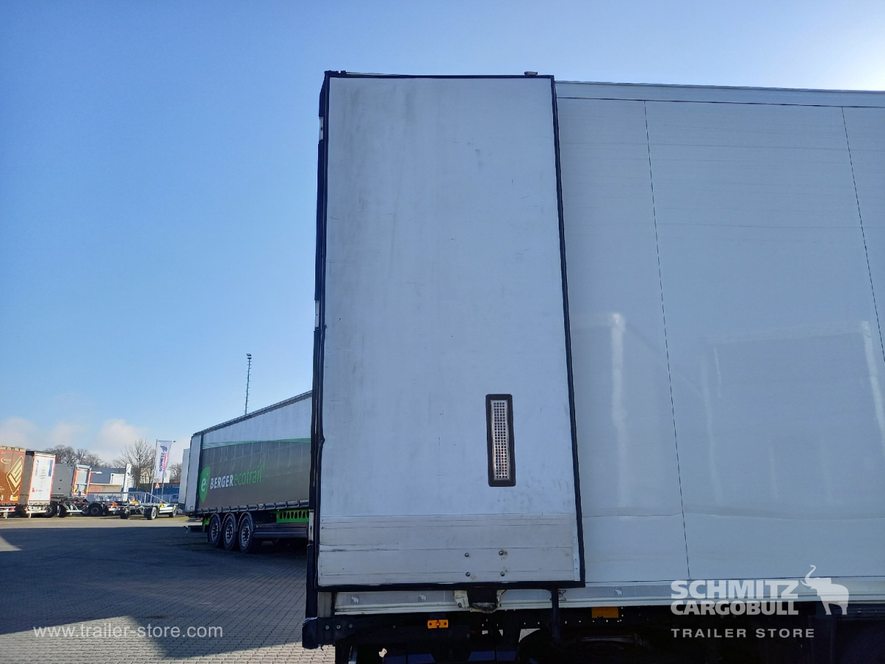 SCHMITZ Auflieger Tiefkühler Standard Double deck - Semirremolque isotérmico: foto 4 SCHMITZ Auflieger Tiefkühler Standard Double deck - Semirremolque isotérmico: foto 4