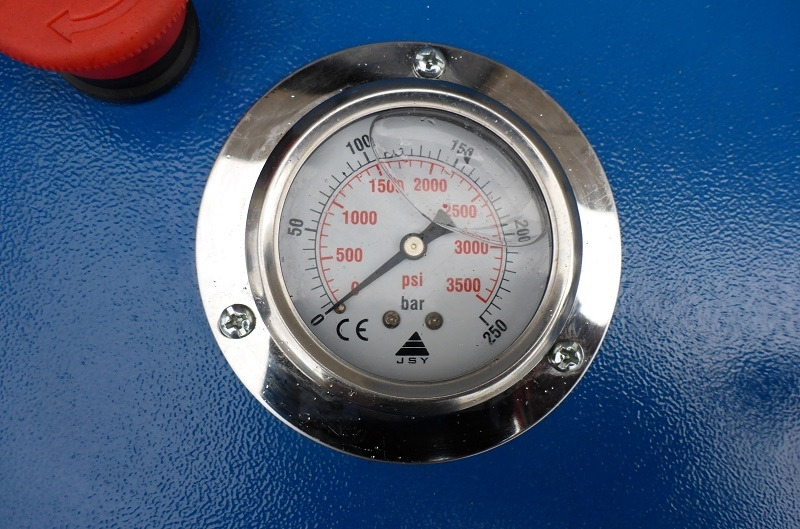 T500 upright truck tyrechanger - 26 Inch - power 3kW - Equipo de taller: foto 5 T500 upright truck tyrechanger - 26 Inch - power 3kW - Equipo de taller: foto 5