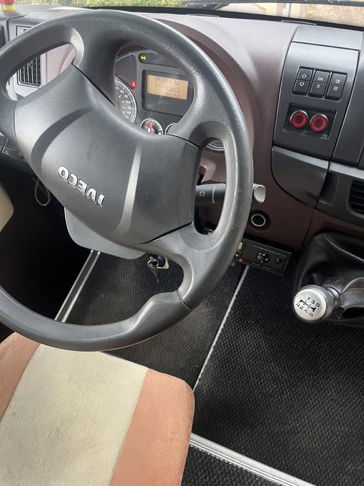 IVECO euro 5 100 Calipso New Car - Minibús, Furgoneta de pasajeros: foto 5 IVECO euro 5 100 Calipso New Car - Minibús, Furgoneta de pasajeros: foto 5