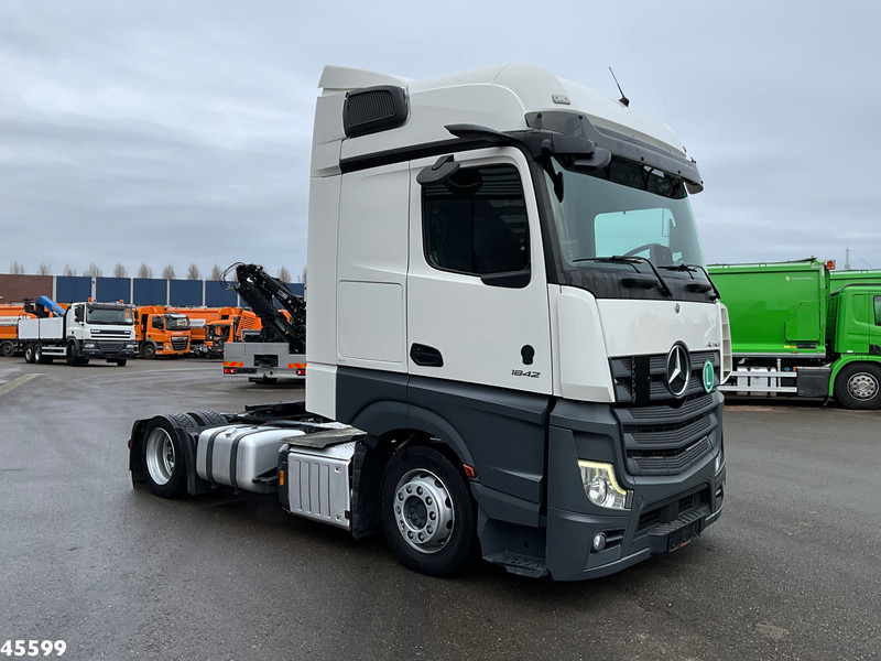 Mercedes-Benz Actros 1842 Mega GigaSpace MirrorCam - Cabeza tractora: foto 3 Mercedes-Benz Actros 1842 Mega GigaSpace MirrorCam - Cabeza tractora: foto 3