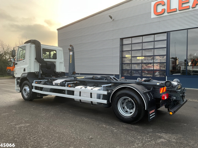 DAF FA CF 410 Euro 6 Palfinger 18 Ton haakarmsysteem - Camión multibasculante: foto 2 DAF FA CF 410 Euro 6 Palfinger 18 Ton haakarmsysteem - Camión multibasculante: foto 2