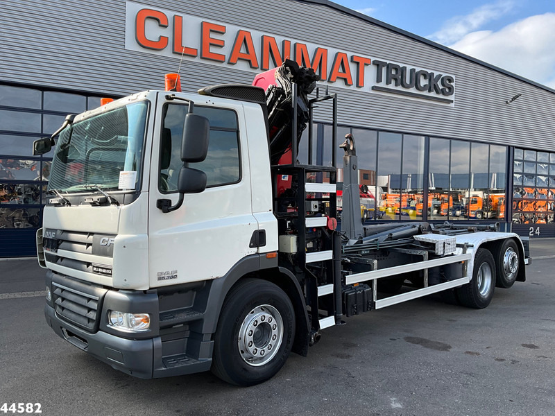 DAF FAN 85 CF 360 HMF 20 Tonmeter laadkraan - Camión multibasculante, Camión grúa: foto 2 DAF FAN 85 CF 360 HMF 20 Tonmeter laadkraan - Camión multibasculante, Camión grúa: foto 2