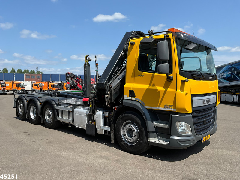 DAF FAQ СF 400 8x2 Euro 6 Hiab 24 Tonmeter laadkraan Just 147.273 km! - Camión multibasculante, Camión grúa: foto 3 DAF FAQ СF 400 8x2 Euro 6 Hiab 24 Tonmeter laadkraan Just 147.273 km! - Camión multibasculante, Camión grúa: foto 3