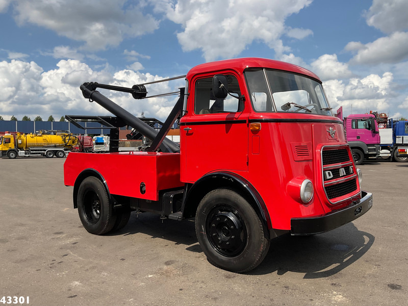 DAF T1300 ''Kikker'' Bergingswagen - Grua de remolque autos: foto 3 DAF T1300 ''Kikker'' Bergingswagen - Grua de remolque autos: foto 3