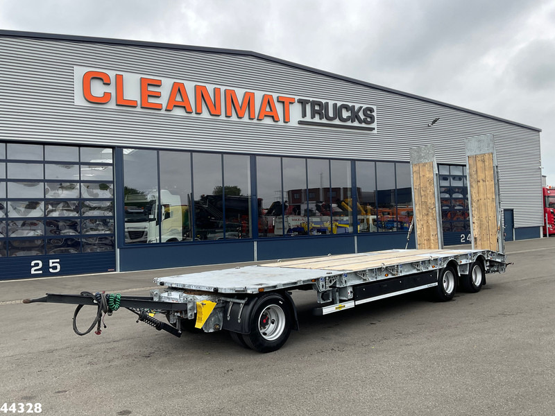 Humbaur 3-assige aanhangwagen met oprijrampen - Remolque portavehículos: foto 1 Humbaur 3-assige aanhangwagen met oprijrampen - Remolque portavehículos: foto 1
