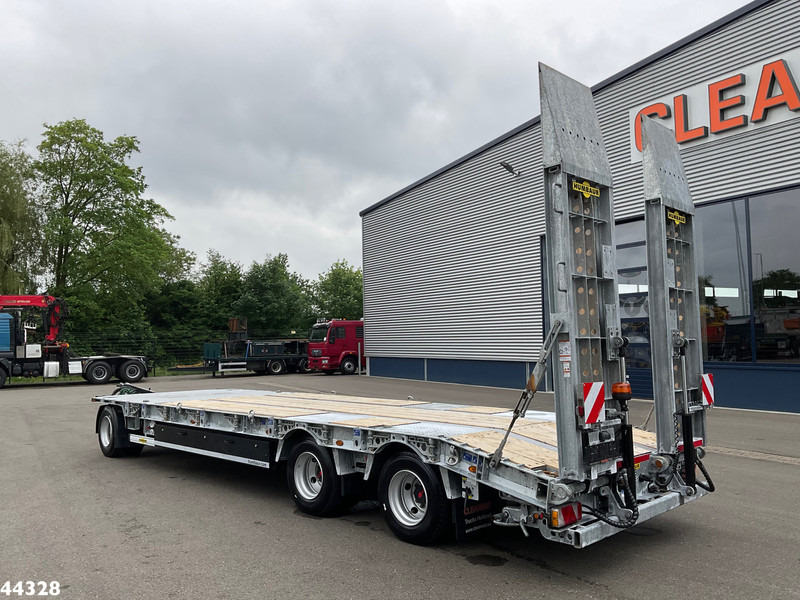 Humbaur 3-assige aanhangwagen met oprijrampen - Remolque portavehículos: foto 2 Humbaur 3-assige aanhangwagen met oprijrampen - Remolque portavehículos: foto 2