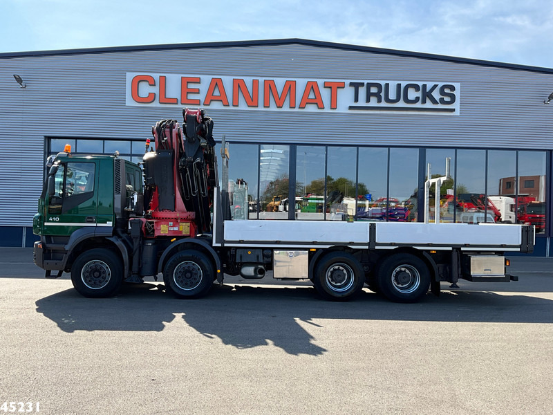 Iveco Trakker AD410T41 Fassi 80 Tonmeter laadkraan + Fly-Jib Just 80.441 Km! - Camión grúa: foto 3 Iveco Trakker AD410T41 Fassi 80 Tonmeter laadkraan + Fly-Jib Just 80.441 Km! - Camión grúa: foto 3