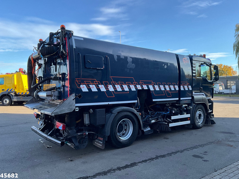 Barredora vial MAN TGS 18.320 Manual Gearbox Brock Wegdekreinger links en rechtsvegend!: foto 7