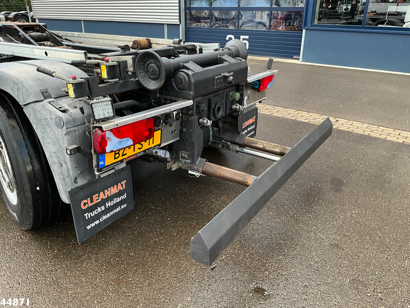 Camión multibasculante MAN TGS 35.440 8x4 HMF 16 Tonmeter Z-kraan: foto 10 Camión multibasculante MAN TGS 35.440 8x4 HMF 16 Tonmeter Z-kraan: foto 10