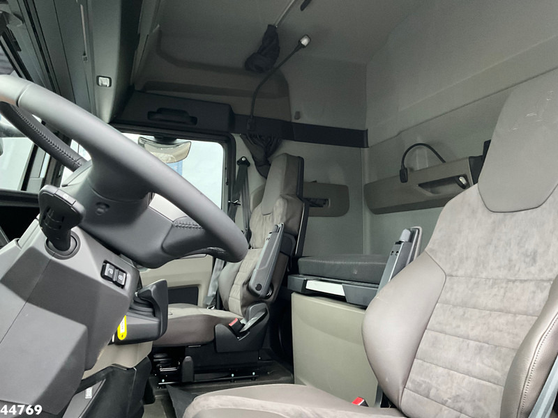 Leasing de MAN TGX 26.580 6x4 Euro 6 Retarder Hiab 30 Tonmeter laadkraan + Fly-jib New and Unused! MAN TGX 26.580 6x4 Euro 6 Retarder Hiab 30 Tonmeter laadkraan + Fly-jib New and Unused!: foto 14