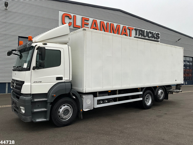 Mercedes-Benz Axor 2636 6x2 Dhollandia laadklep Just 265.901 km! - Camión caja cerrada: foto 3 Mercedes-Benz Axor 2636 6x2 Dhollandia laadklep Just 265.901 km! - Camión caja cerrada: foto 3