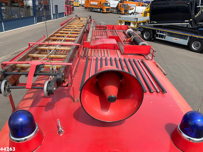 Camión de bomberos Mercedes-Benz LF 311 Oldtimer Feuerwehrfahrzeug Just 35.940 km!: foto 11 Camión de bomberos Mercedes-Benz LF 311 Oldtimer Feuerwehrfahrzeug Just 35.940 km!: foto 11