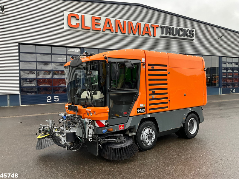 Ravo 580 with 3-rd brush - Barredora vial: foto 3 Ravo 580 with 3-rd brush - Barredora vial: foto 3