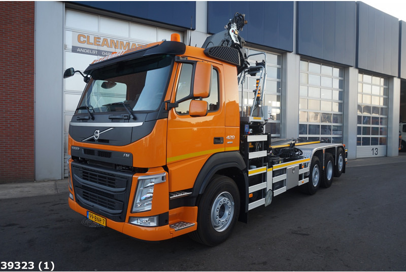 Volvo FM 420 8x2 HMF 26 Tonmeter laadkraan - Camión multibasculante, Camión grúa: foto 2 Volvo FM 420 8x2 HMF 26 Tonmeter laadkraan - Camión multibasculante, Camión grúa: foto 2