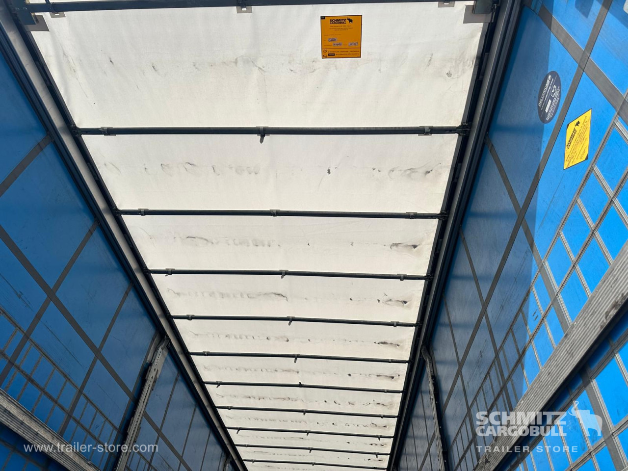SCHMITZ Curtainsider Standard - Semirremolque lona: foto 5 SCHMITZ Curtainsider Standard - Semirremolque lona: foto 5