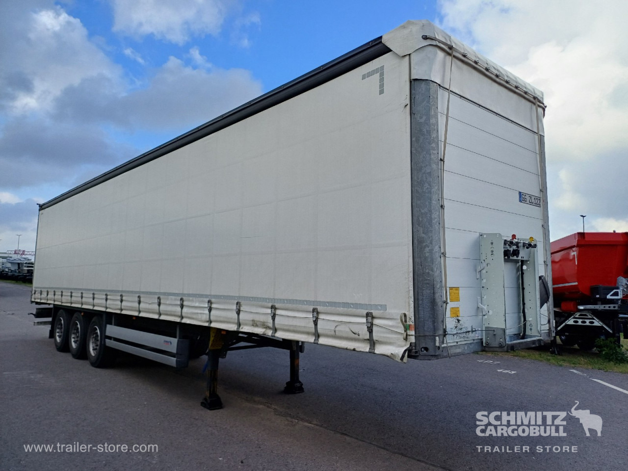 SCHMITZ Auflieger Curtainsider Standard - Semirremolque lona: foto 1 SCHMITZ Auflieger Curtainsider Standard - Semirremolque lona: foto 1