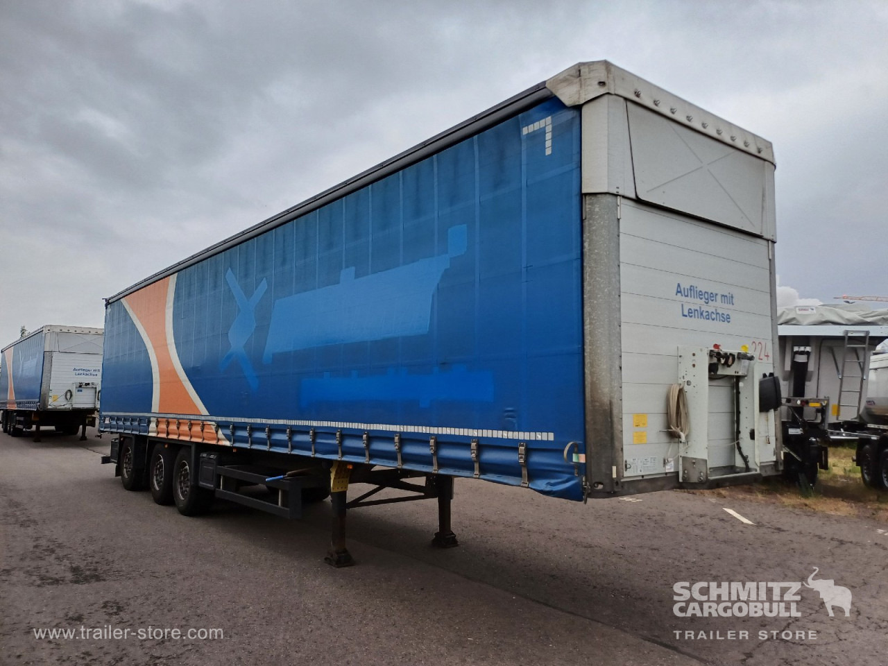 SCHMITZ Auflieger Curtainsider Standard Forklift holder - Semirremolque lona: foto 1 SCHMITZ Auflieger Curtainsider Standard Forklift holder - Semirremolque lona: foto 1