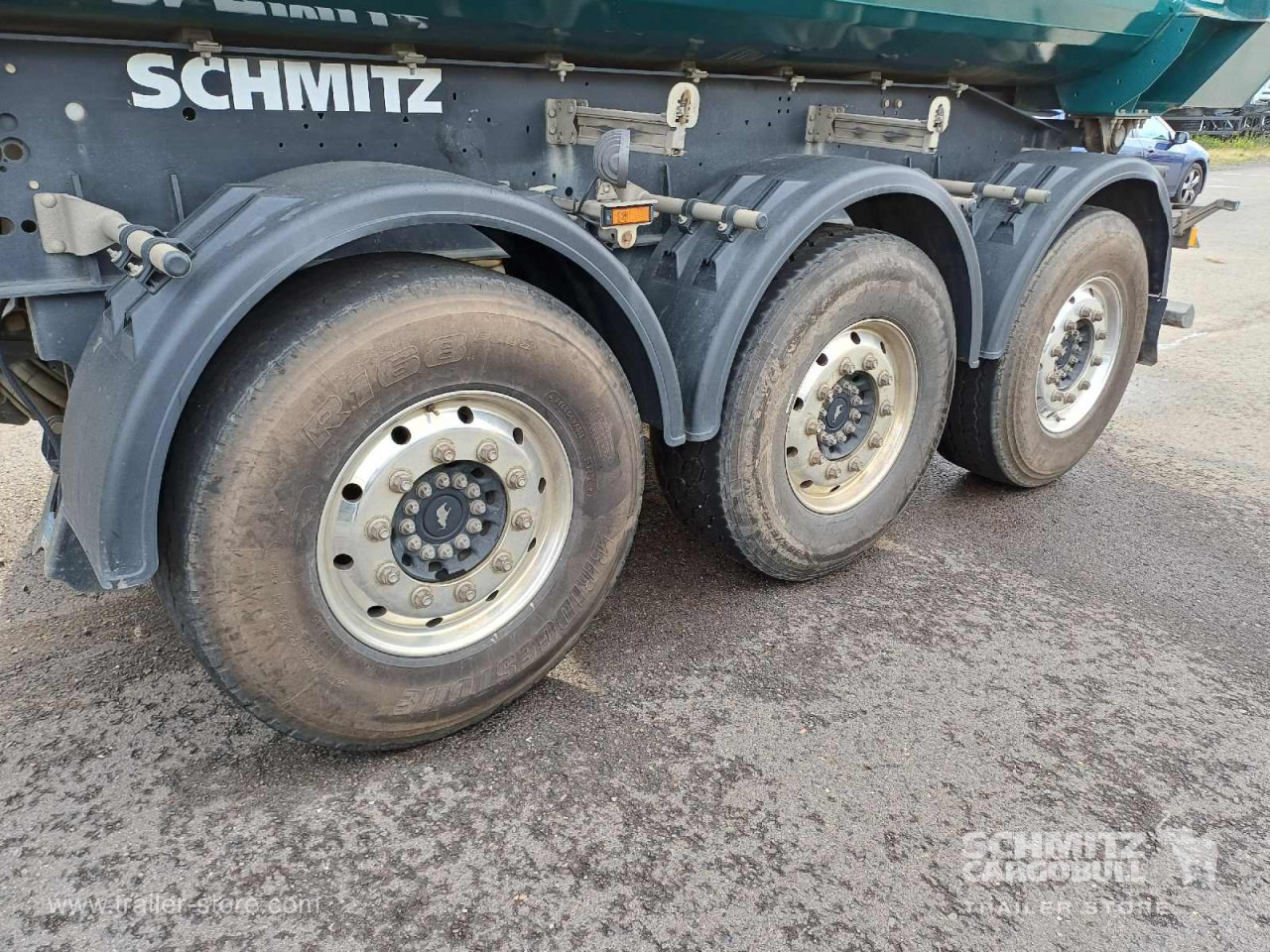 SCHMITZ Auflieger Kipper Stahlrundmulde 24m³ - Semirremolque volquete: foto 3 SCHMITZ Auflieger Kipper Stahlrundmulde 24m³ - Semirremolque volquete: foto 3