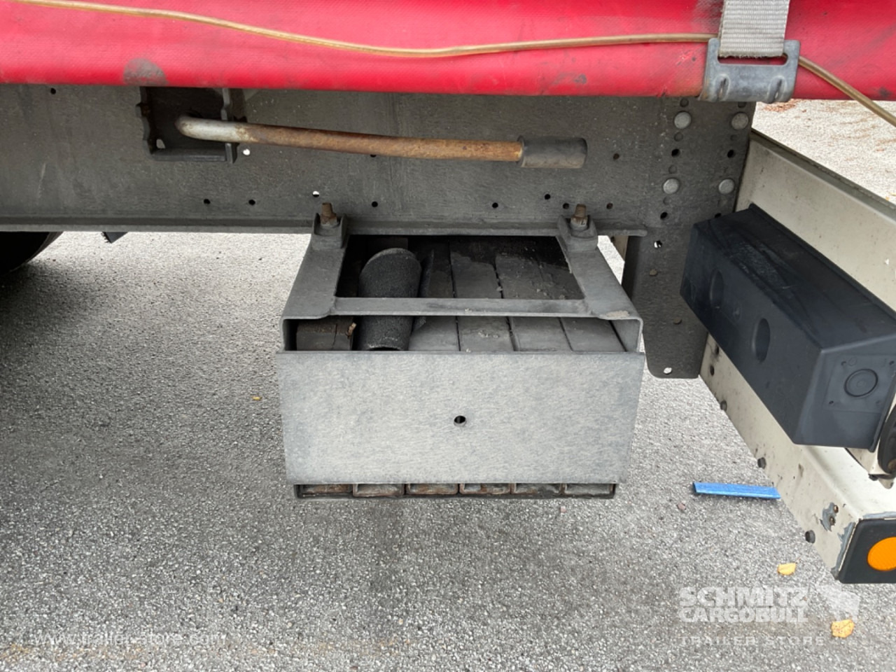 SCHMITZ Curtainsider Standard - Semirremolque lona: foto 4 SCHMITZ Curtainsider Standard - Semirremolque lona: foto 4