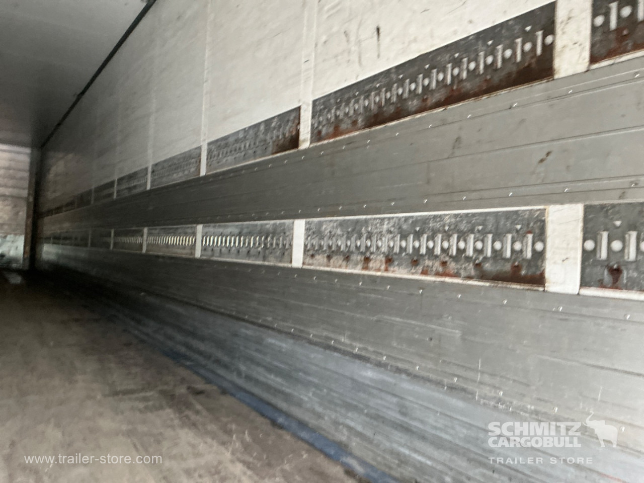 SCHMITZ Dryfreight Standard Taillift - Semirremolque caja cerrada: foto 5 SCHMITZ Dryfreight Standard Taillift - Semirremolque caja cerrada: foto 5