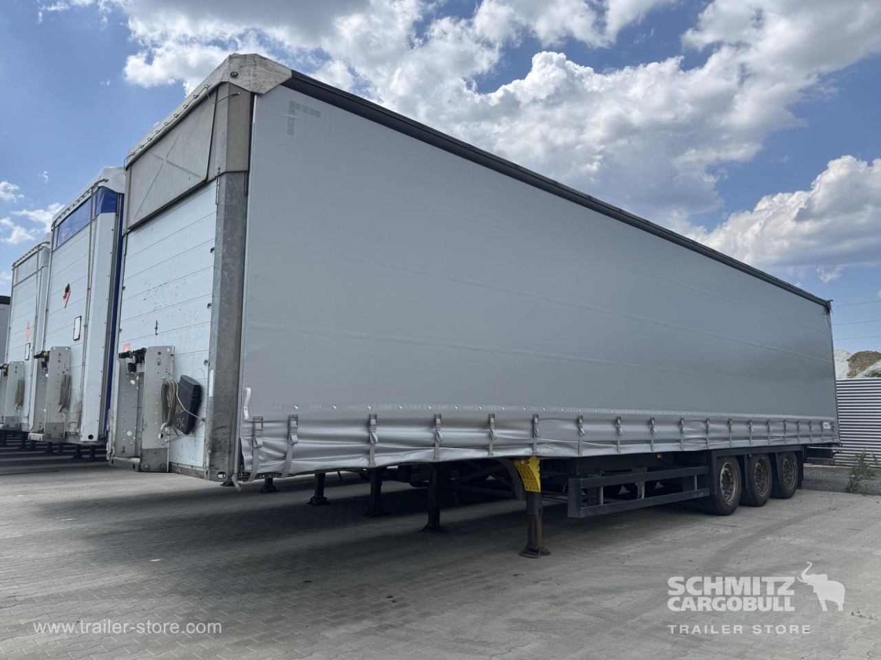 SCHMITZ Curtainsider Mega - Semirremolque lona: foto 1 SCHMITZ Curtainsider Mega - Semirremolque lona: foto 1