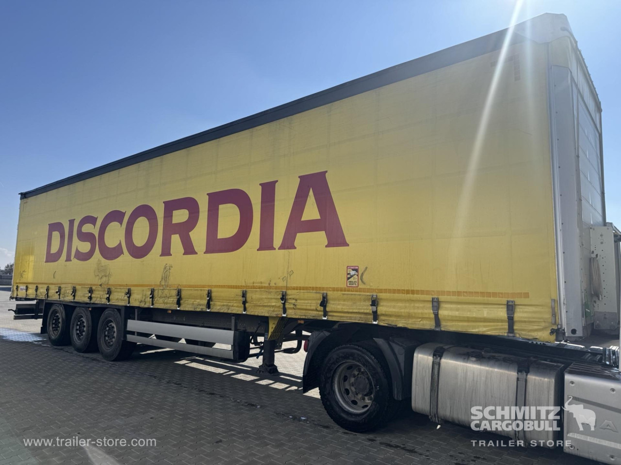 SCHMITZ Curtainsider Standard - Semirremolque lona: foto 4 SCHMITZ Curtainsider Standard - Semirremolque lona: foto 4