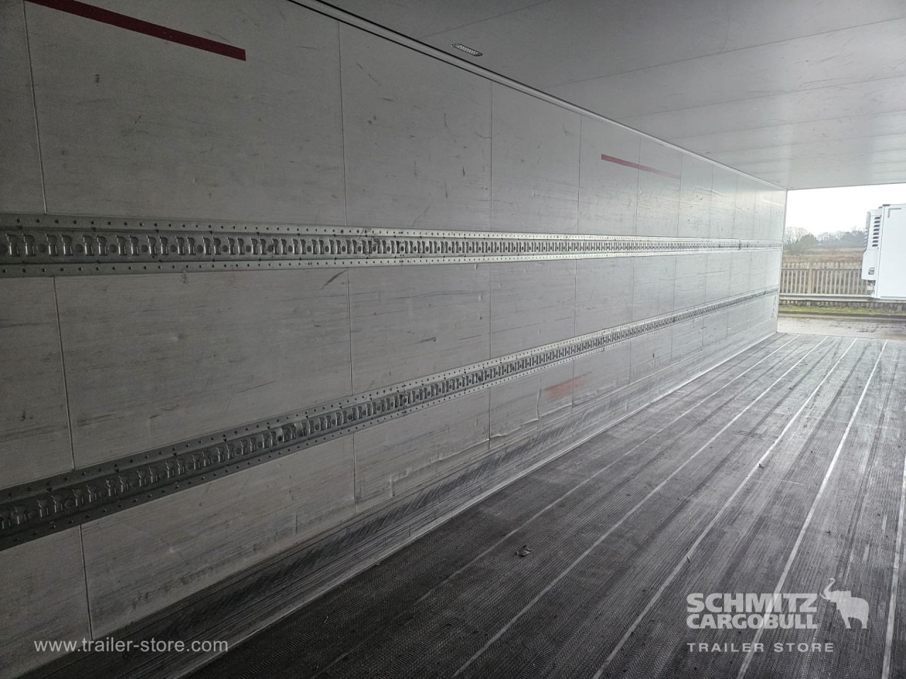 SCHMITZ Reefer Standard - Semirremolque isotérmico: foto 4 SCHMITZ Reefer Standard - Semirremolque isotérmico: foto 4