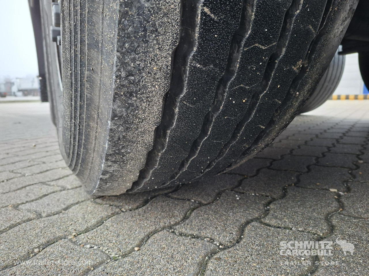 SCHMITZ Reefer Multitemp - Semirremolque isotérmico: foto 2 SCHMITZ Reefer Multitemp - Semirremolque isotérmico: foto 2