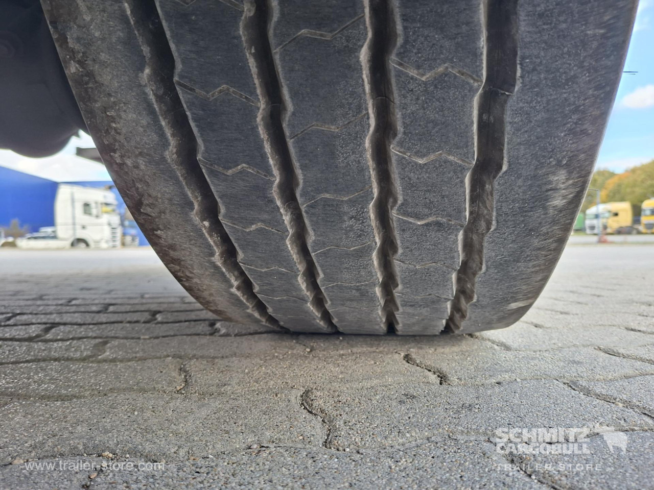 SCHMITZ Reefer Standard - Semirremolque isotérmico: foto 5 SCHMITZ Reefer Standard - Semirremolque isotérmico: foto 5