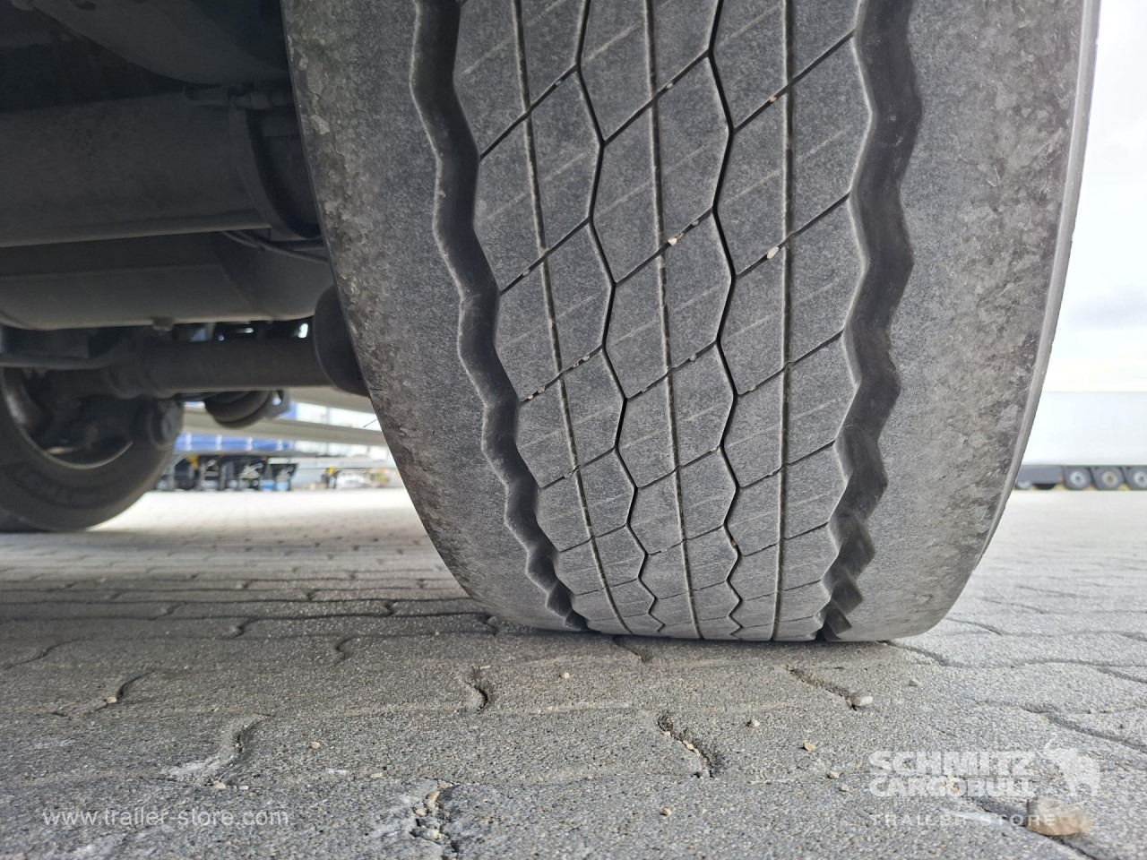 SCHMITZ Reefer Standard - Semirremolque isotérmico: foto 4 SCHMITZ Reefer Standard - Semirremolque isotérmico: foto 4