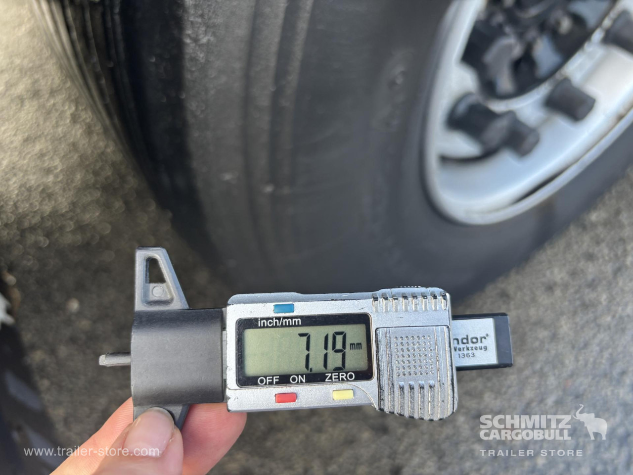 SCHMITZ Curtainsider Mega - Semirremolque lona: foto 5 SCHMITZ Curtainsider Mega - Semirremolque lona: foto 5