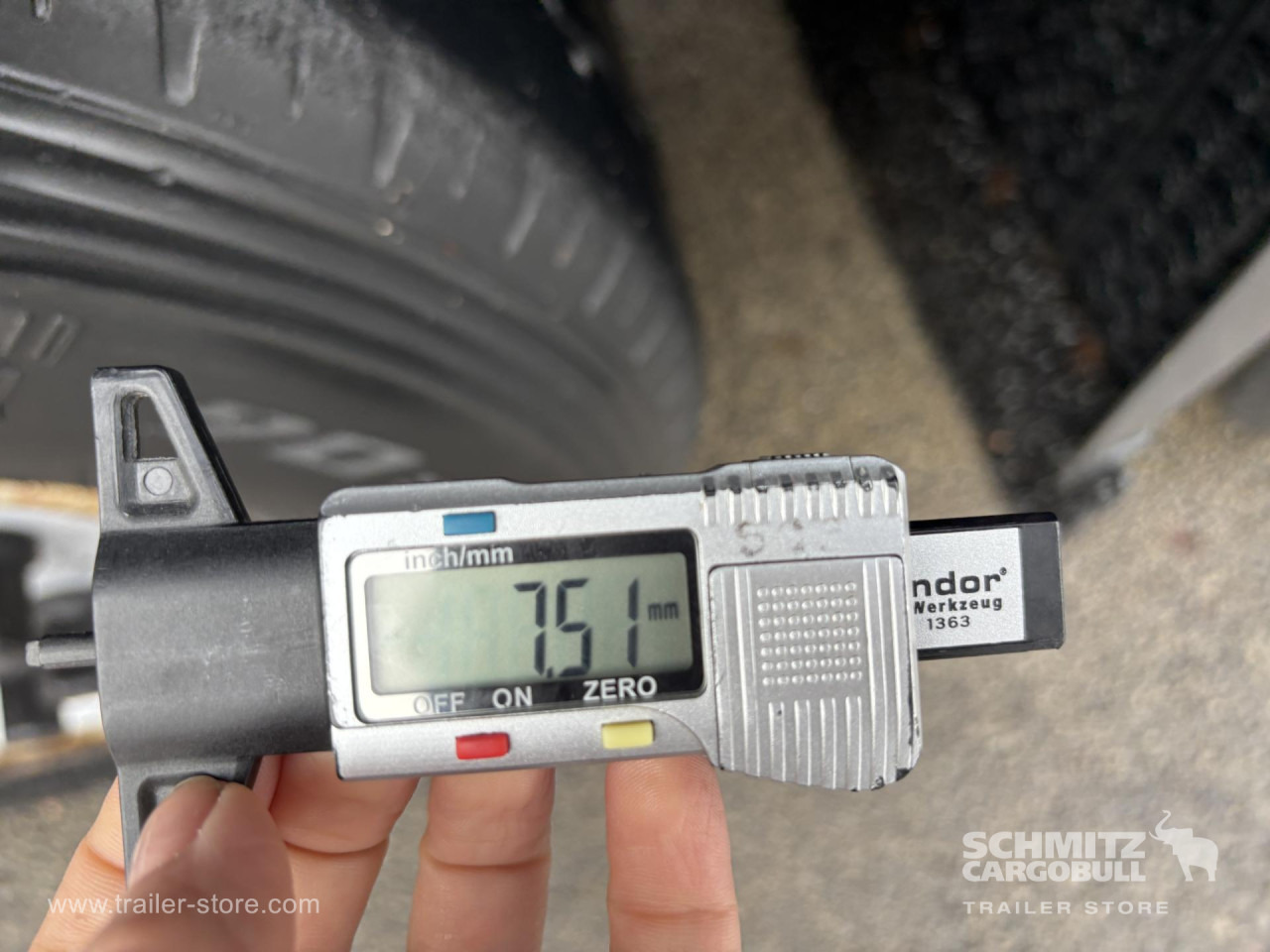 SCHMITZ Curtainsider Standard - Semirremolque lona: foto 4 SCHMITZ Curtainsider Standard - Semirremolque lona: foto 4