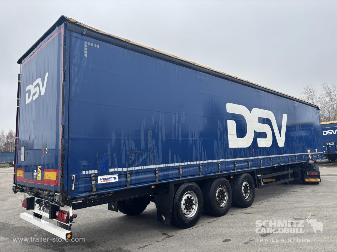 SCHMITZ Curtainsider Standard - Semirremolque lona: foto 1 SCHMITZ Curtainsider Standard - Semirremolque lona: foto 1