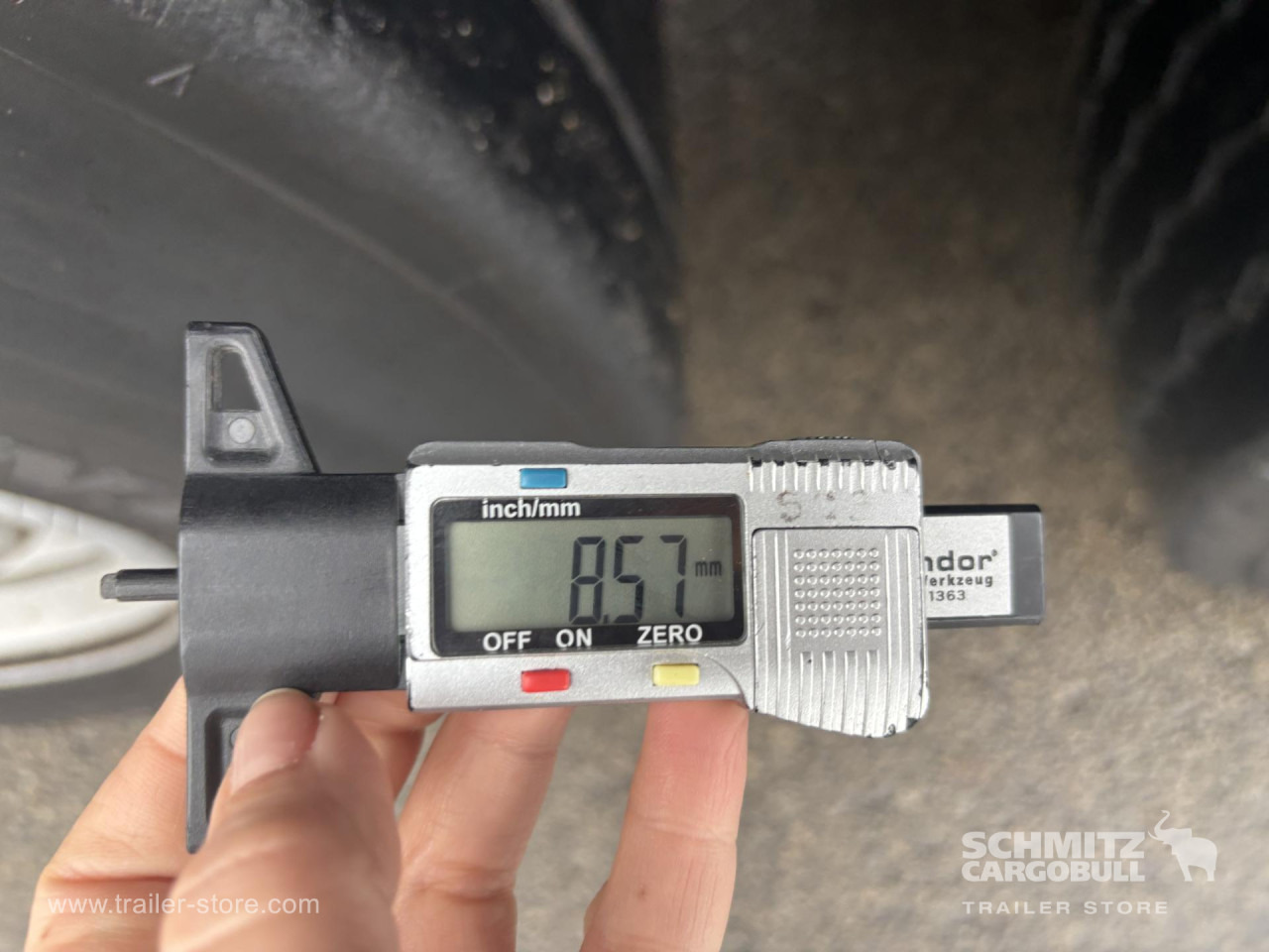 SCHMITZ Curtainsider Standard - Semirremolque lona: foto 2 SCHMITZ Curtainsider Standard - Semirremolque lona: foto 2