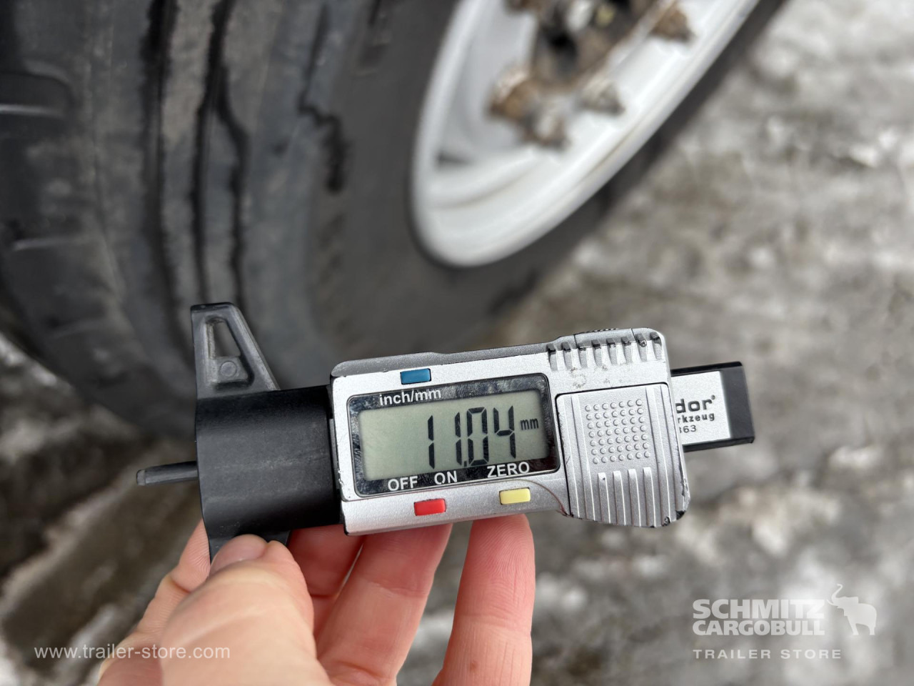 SCHMITZ Curtainsider Standard - Semirremolque lona: foto 3 SCHMITZ Curtainsider Standard - Semirremolque lona: foto 3