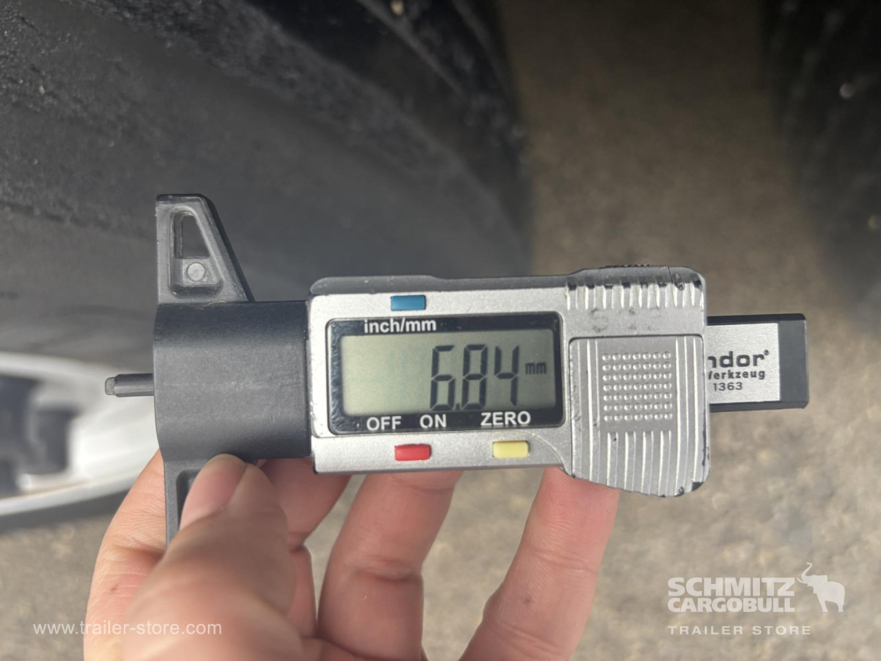 SCHMITZ Curtainsider Standard - Semirremolque lona: foto 2 SCHMITZ Curtainsider Standard - Semirremolque lona: foto 2