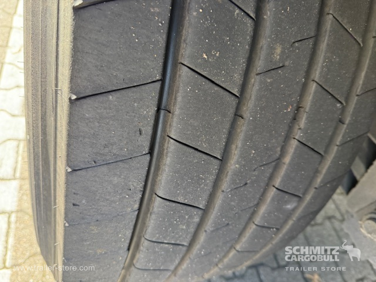 SCHMITZ Oplegger Kasten Standard Taillift - Semirremolque caja cerrada: foto 5 SCHMITZ Oplegger Kasten Standard Taillift - Semirremolque caja cerrada: foto 5