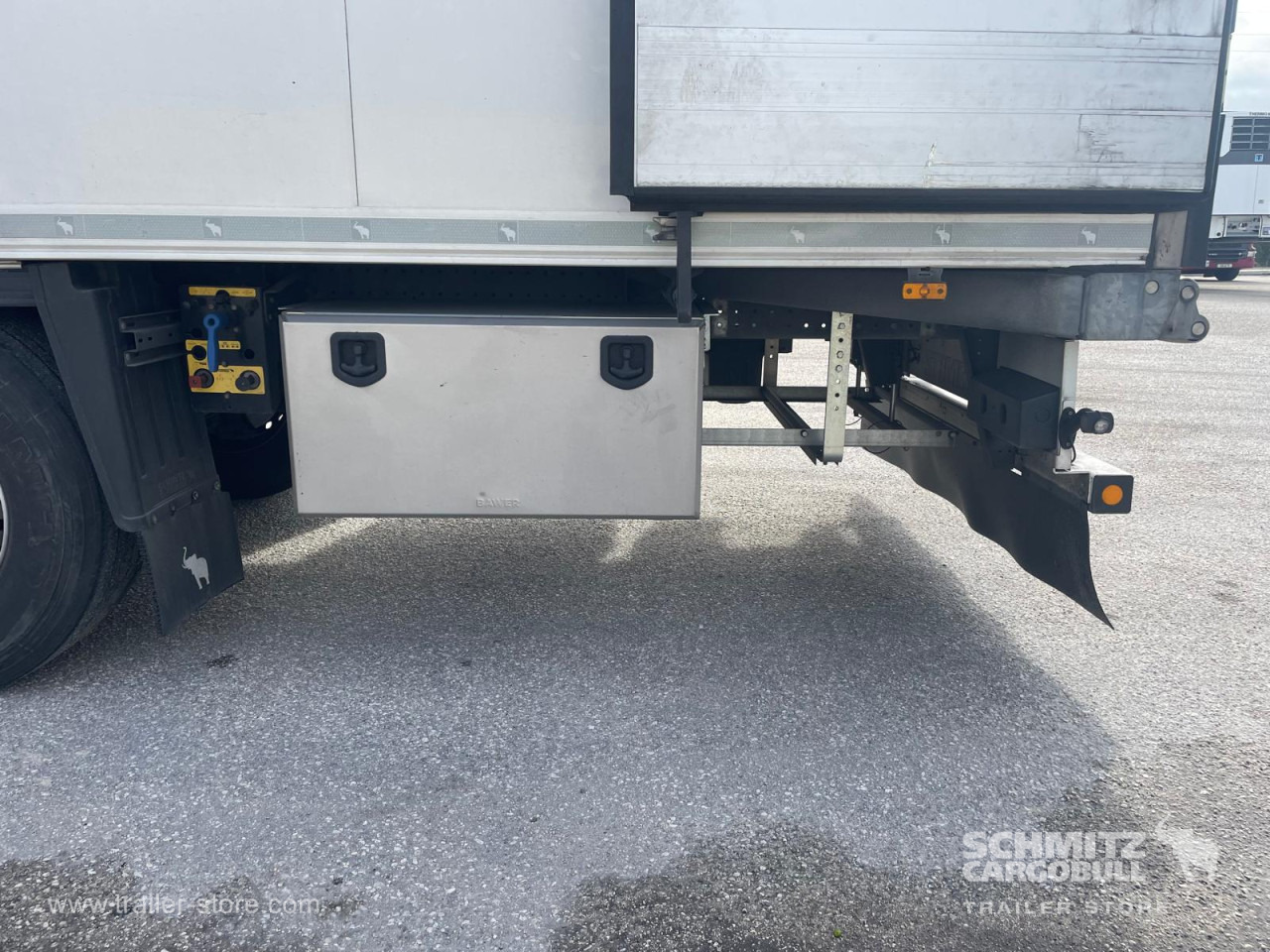 SCHMITZ Reefer Standard - Semirremolque isotérmico: foto 3 SCHMITZ Reefer Standard - Semirremolque isotérmico: foto 3