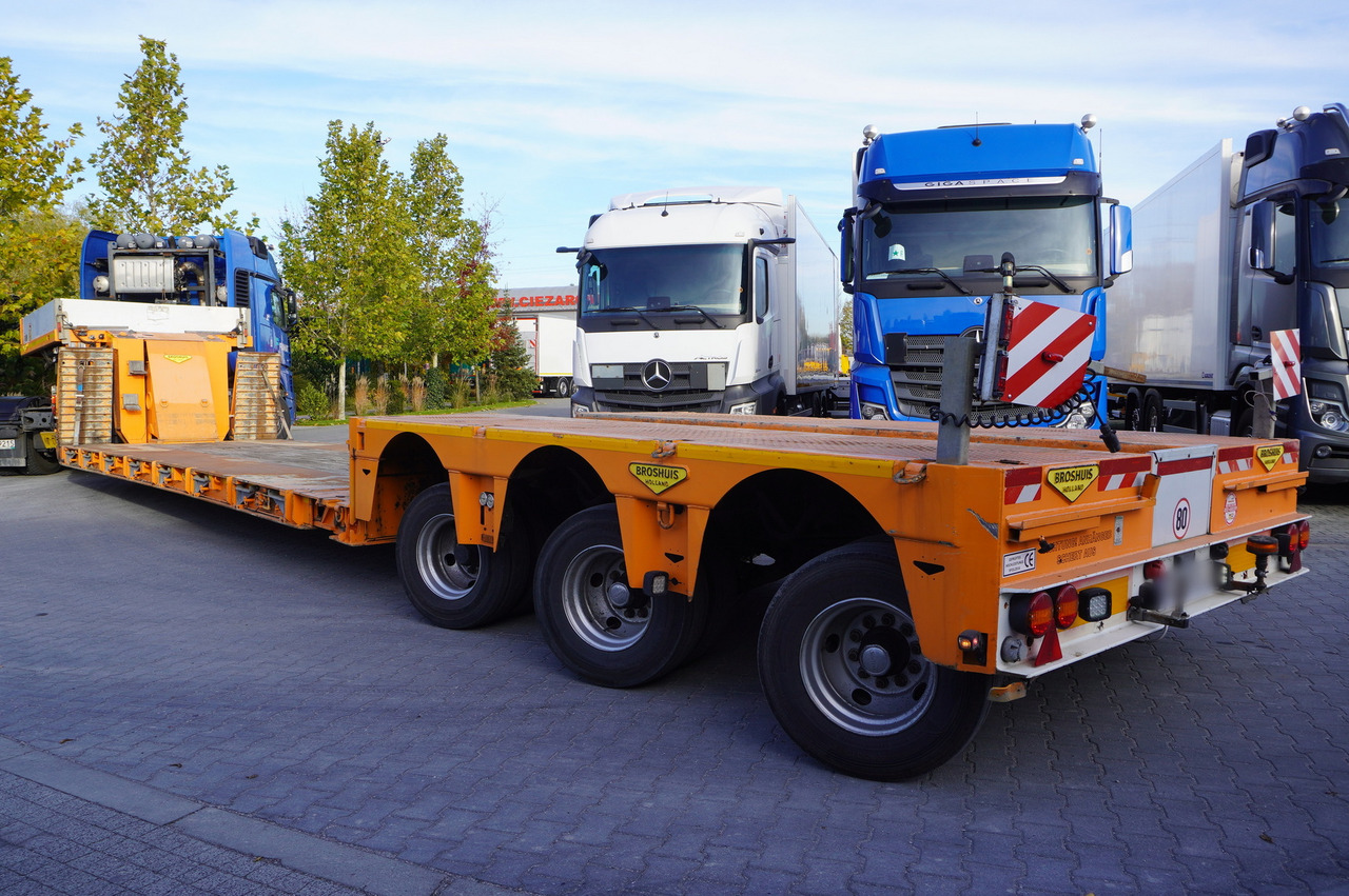 BROSHUIS 3ABD-48 61.0t TiefBet low-loader semi-trailer / 40 tons cap. / 3 steering axles / hydraulic suspension - Semirremolque góndola rebajadas: foto 5 BROSHUIS 3ABD-48 61.0t TiefBet low-loader semi-trailer / 40 tons cap. / 3 steering axles / hydraulic suspension - Semirremolque góndola rebajadas: foto 5