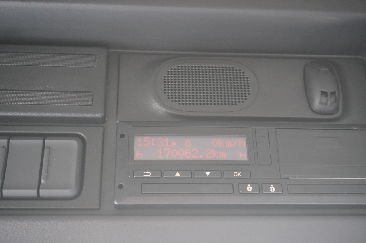 DAF LF 290 / 21 EPAL box / 2021 - Camión caja cerrada: foto 2 DAF LF 290 / 21 EPAL box / 2021 - Camión caja cerrada: foto 2