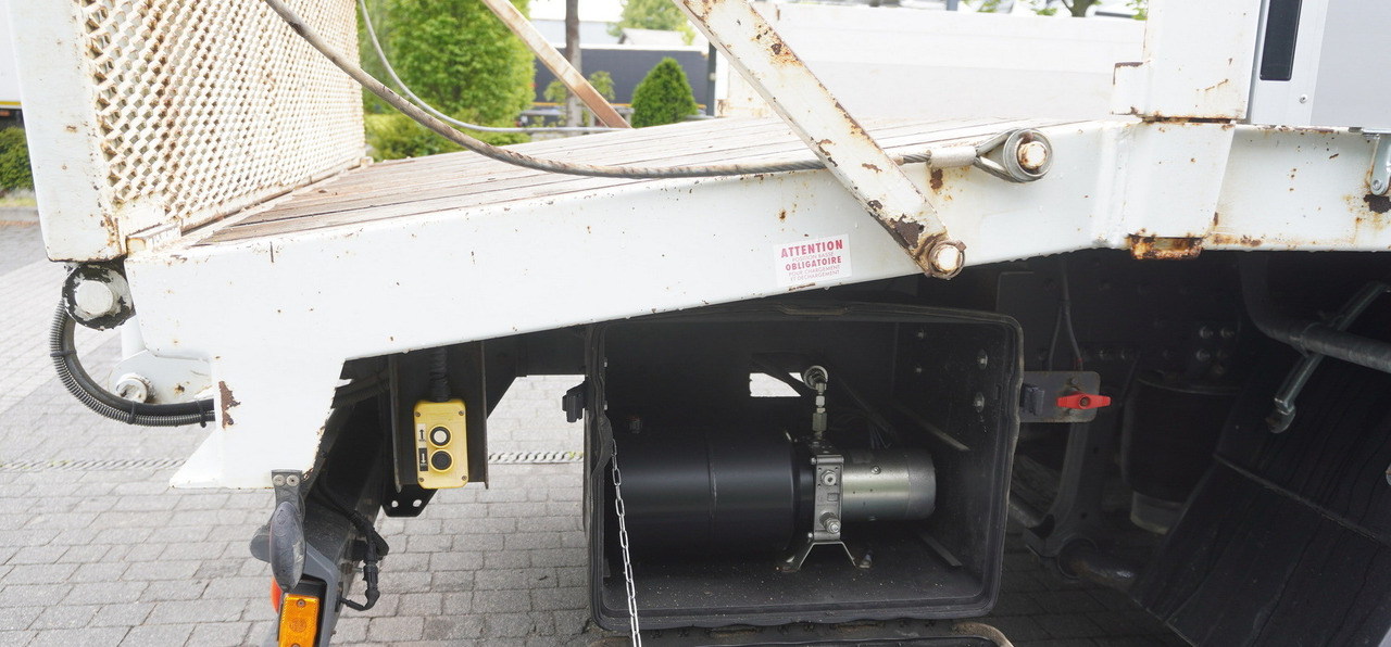 Grua de remolque autos IVECO Eurocargo 150 E25 / 90 tho. km !!! / Tow truck: foto 17