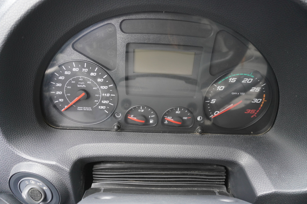 Grua de remolque autos IVECO Eurocargo 150 E25 / 90 tho. km !!! / Tow truck: foto 25