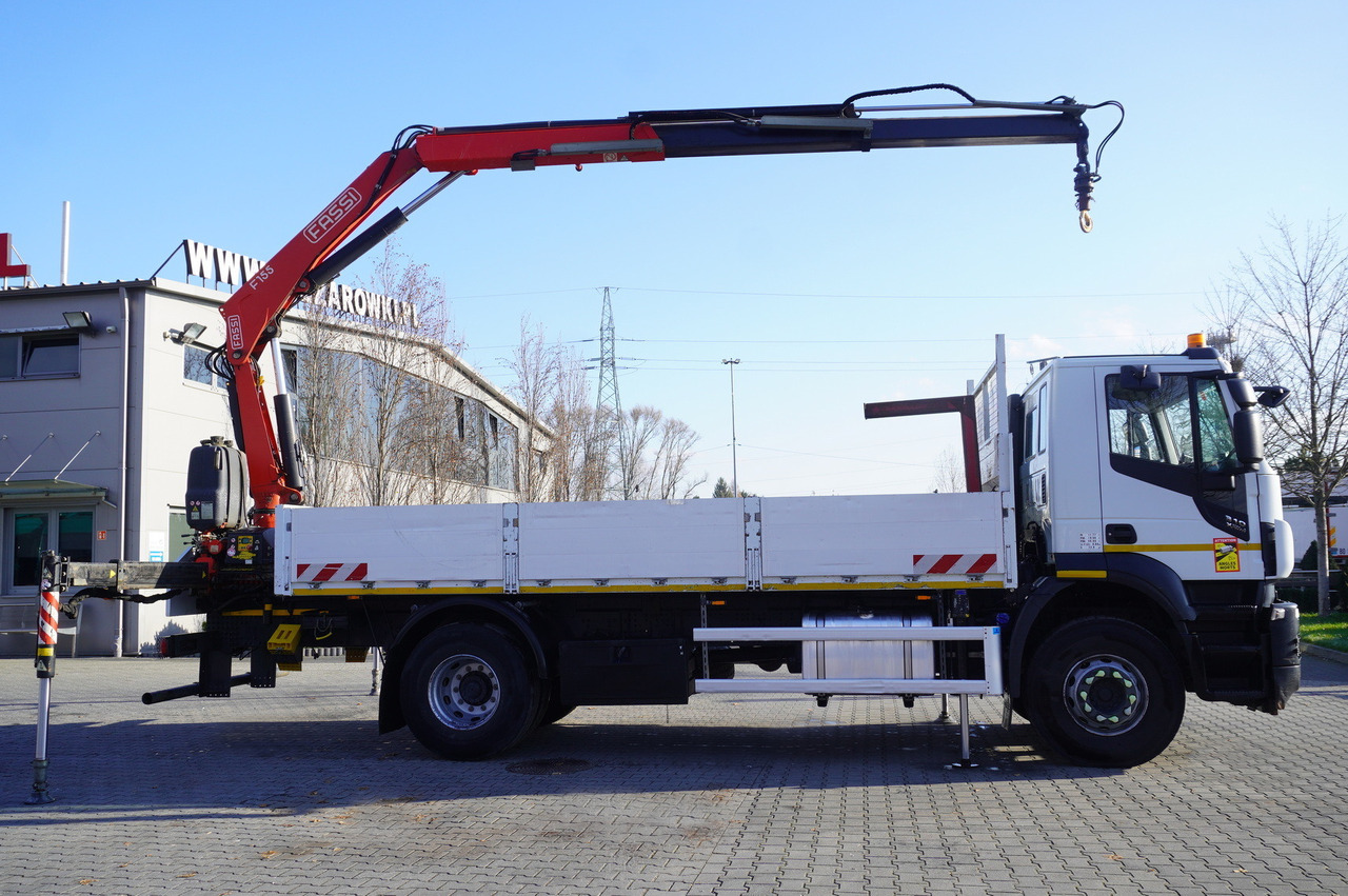 IVECO Stralis X-Way 310 4x2 E6 / Fassi F155 crane / 670 MTH / 130 tho. km / - Camión grúa: foto 4 IVECO Stralis X-Way 310 4x2 E6 / Fassi F155 crane / 670 MTH / 130 tho. km / - Camión grúa: foto 4
